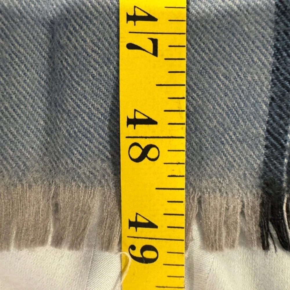 Danier 100% Wool Blue Plaid Scarf Fringed Edges Unisex Plaidcore Cabincore Cozy